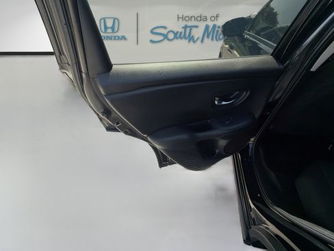 Certified 2023 Honda HR-V LX image 24