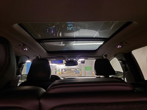 New 2025 Volvo XC40 B5 Ultra w/ Protection Package Premier image 14