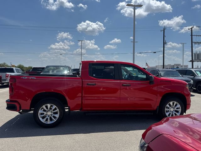 Used 2023 Chevrolet Silverado 1500 Custom AWD/4WD image 2