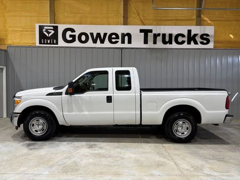 Used 2014 Ford F250 XL w/ Power Equipment Group image 2