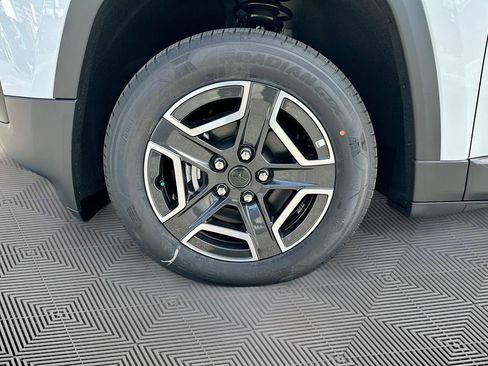 New 2026 Jeep Cherokee Limited AWD/4WD image 31
