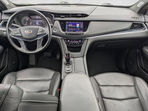 Used 2024 Cadillac XT5 Premium Luxury image 18