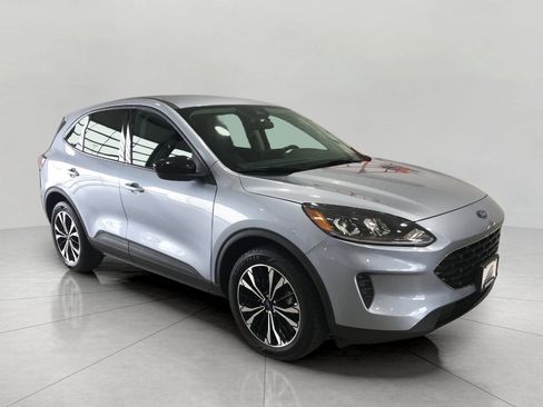 Used 2022 Ford Escape SE w/ SE Sport Appearance Package AWD/4WD image 1