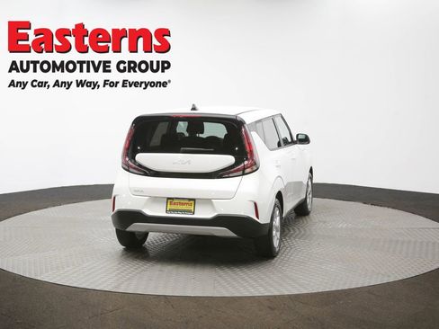 Used 2024 Kia Soul LX w/ Option Group 015 image 38