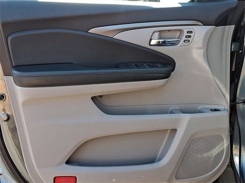 Certified 2019 Honda Pilot EX-L image 10