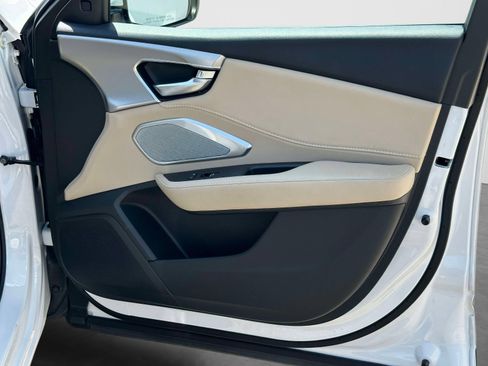 Certified 2023 Acura RDX AWD w/ Technology Package image 9