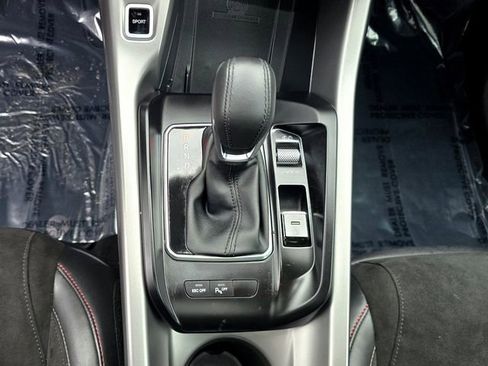 Certified 2024 Dodge Hornet R/T Plus image 17