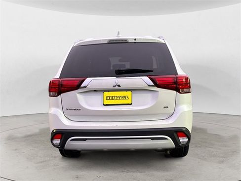 Used 2020 Mitsubishi Outlander SEL image 4