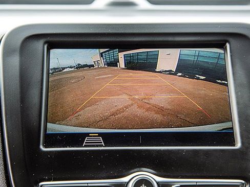 Used 2021 Chevrolet Equinox LT image 12