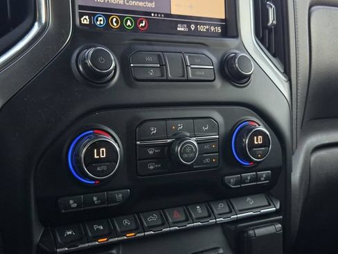 Used 2019 Chevrolet Silverado 1500 LTZ w/ LTZ Premium Package AWD/4WD image 18