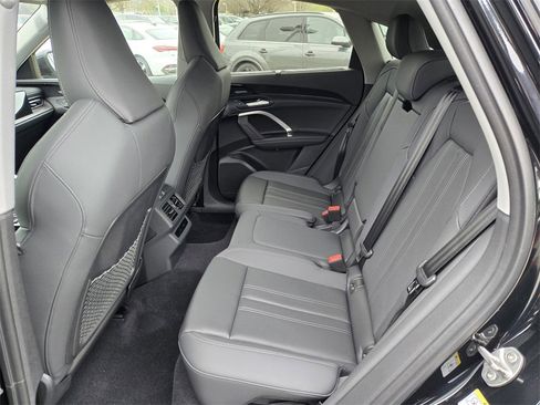 New 2025 Audi Q5 Premium Plus image 10