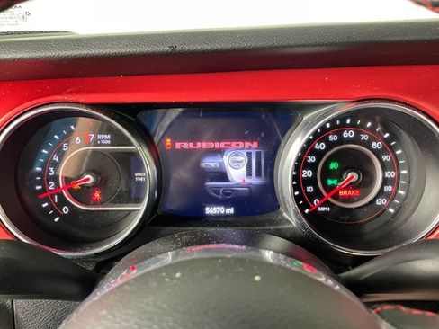 Certified 2022 Jeep Gladiator Rubicon w/ Cold Weather Group AWD/4WD image 5