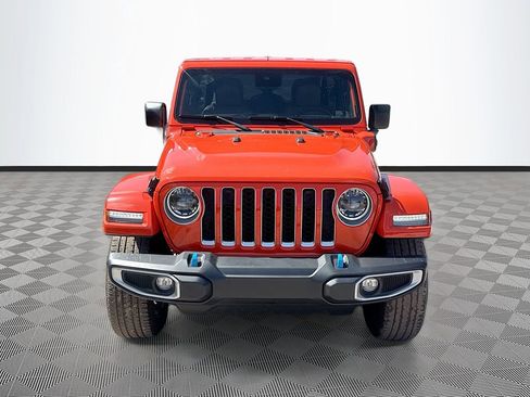 Used 2023 Jeep Wrangler Unlimited Sahara w/ Cold Weather Group AWD/4WD image 2