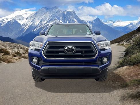 Used 2022 Toyota Tacoma SR5 image 8