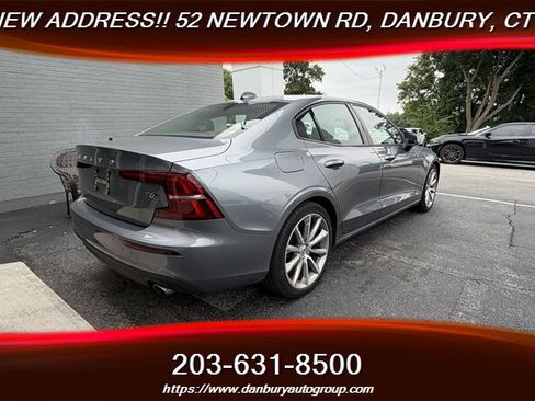 Used 2020 Volvo S60 T6 Momentum w/ Premium Package AWD/4WD image 5