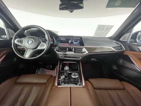 Certified 2023 BMW X5 M50i w/ Executive Package image 17