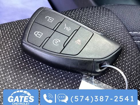Used 2024 Chevrolet Traverse LT FWD image 34