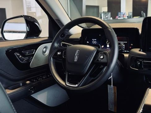 New 2026 Lincoln Aviator Reserve image 29
