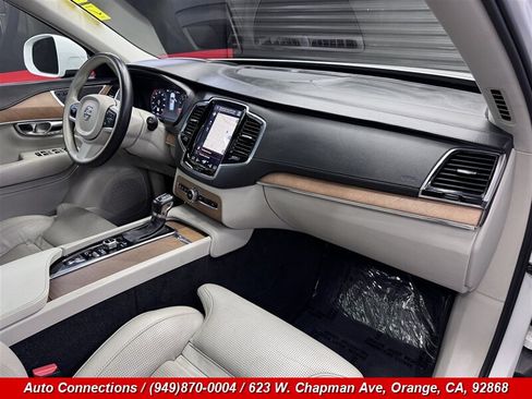 Used 2016 Volvo XC90 T6 Inscription w/ Vision Package AWD/4WD image 12