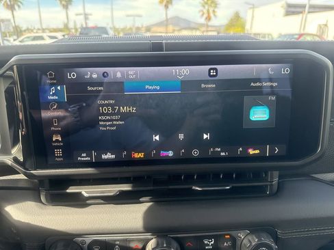 Certified 2025 Jeep Wrangler Unlimited Rubicon 4xe w/ Safety Group image 23