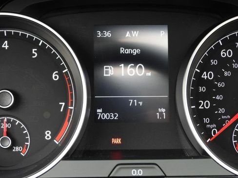 Used 2017 Volkswagen Golf SEL FWD image 90