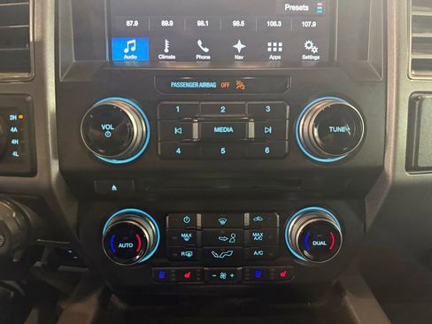 Used 2018 Ford F150 Raptor w/ Equipment Group 802A Luxury AWD/4WD image 35