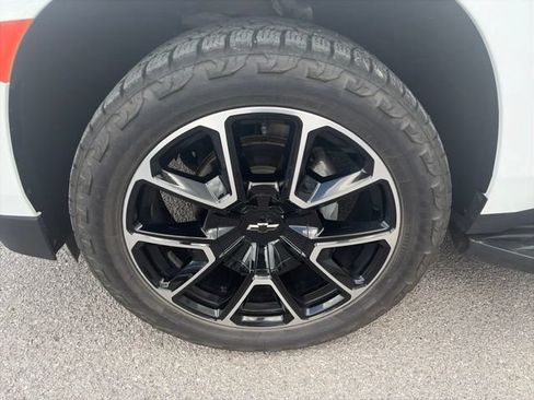 Used 2022 Chevrolet Tahoe RST w/ Luxury Package AWD/4WD image 10