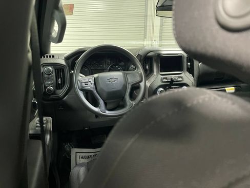 Used 2023 Chevrolet Silverado 1500 Custom Trail Boss AWD/4WD image 22