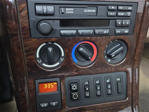 Used 1998 BMW Z3 1.9 image 26