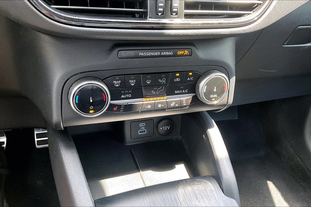 Used 2023 Ford Escape ST-Line AWD/4WD image 15