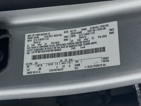 Used 2019 Ford F150 Platinum w/ Equipment Group 701A Luxury image 12