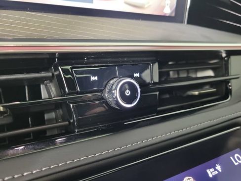 Used 2025 INFINITI QX80 Autograph AWD/4WD image 30