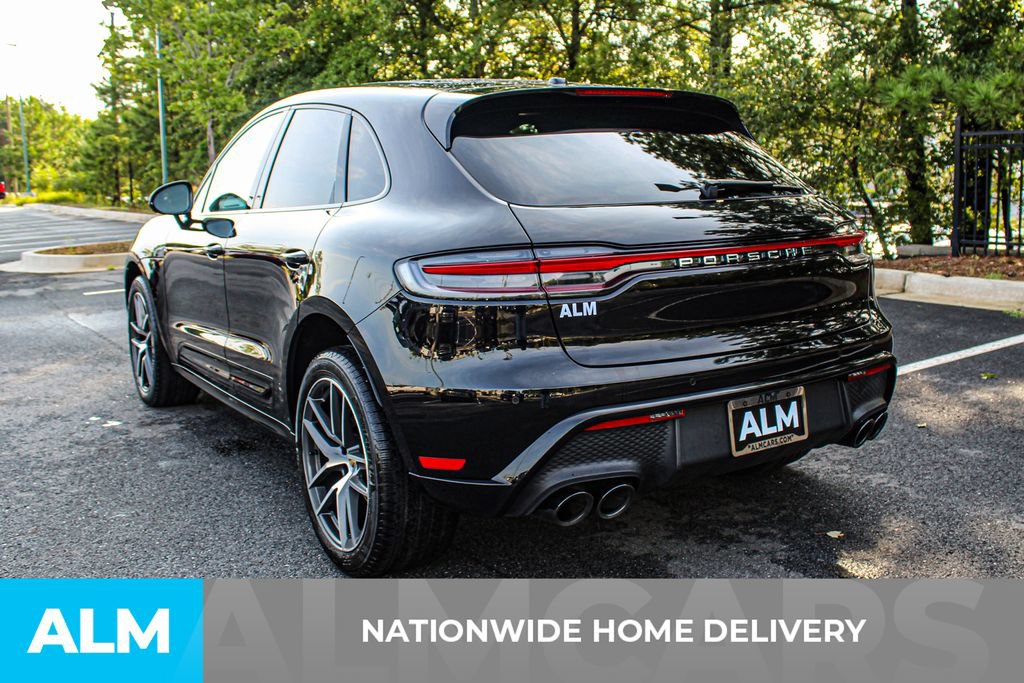 Used 2024 Porsche Macan AWD/4WD image 4