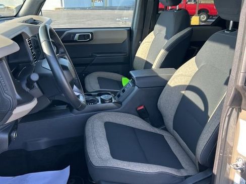 Used 2025 Ford Bronco Big Bend image 5