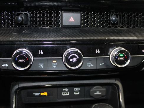 Used 2023 Honda CR-V EX-L image 29