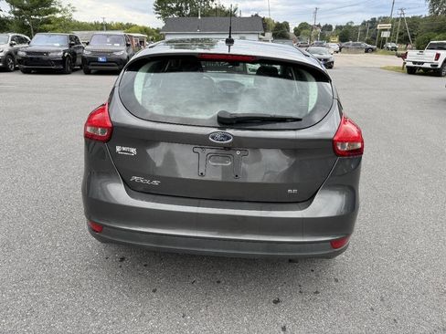 Used 2017 Ford Focus SE FWD image 7