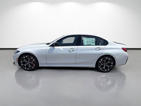 New 2026 BMW 330i Sedan w/ M Sport Package RWD image 6