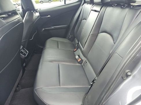 Used 2021 Lexus UX 250h w/ Premium Package image 10