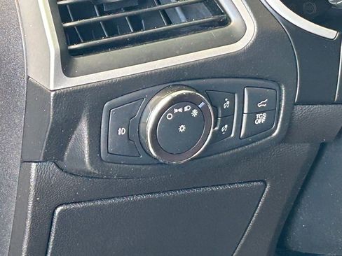 Used 2019 Ford Edge SEL w/ Equipment Group 201A FWD image 33