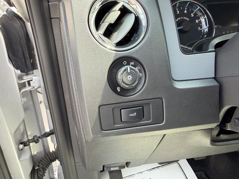Used 2014 Ford F150 XLT w/ Equipment Group 302A Luxury RWD image 12