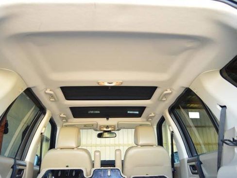Used 2013 Land Rover LR2 HSE AWD/4WD image 41
