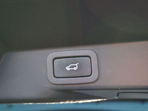 Used 2014 Land Rover Range Rover Sport Supercharged image 9