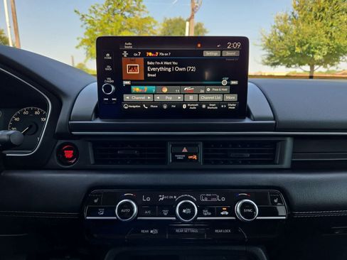 Used 2023 Honda Pilot Touring image 27