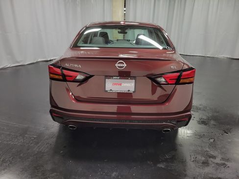 Used 2024 Nissan Altima 2.5 SL FWD image 7