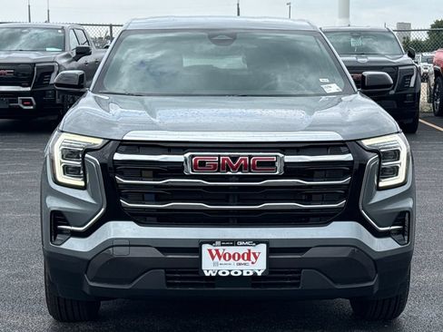 New 2027 GMC Terrain Elevation w/ Technology Package II AWD/4WD image 4