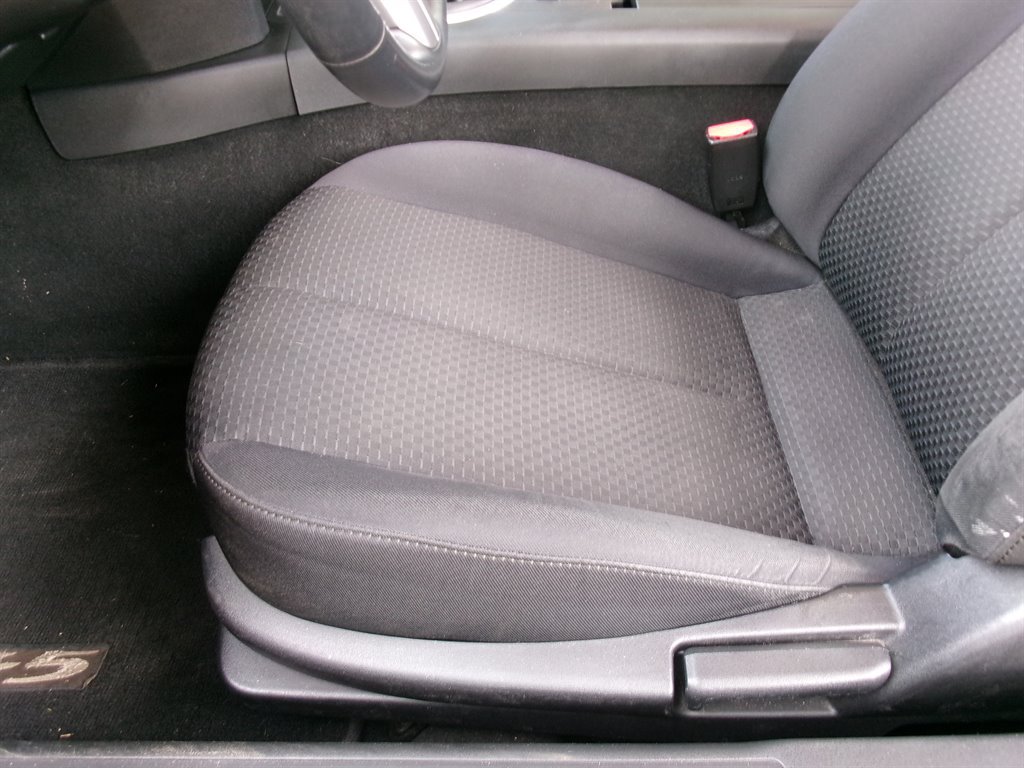 Used 2006 MAZDA MX-5 Miata Sport RWD image 19