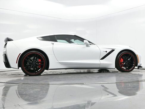 Used 2014 Chevrolet Corvette Stingray Coupe image 48