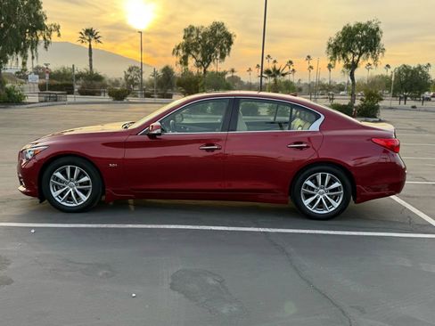 Used 2016 INFINITI Q50 3.0t Premium w/ Cargo Package image 8