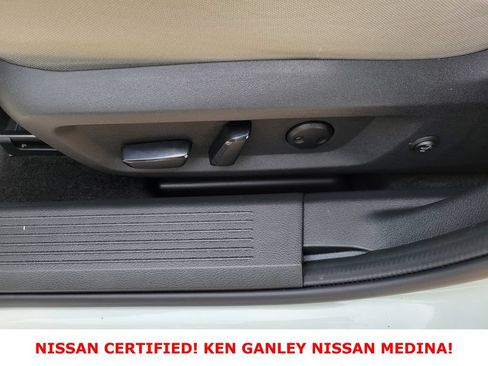 Certified 2023 Nissan Rogue SV AWD/4WD image 35