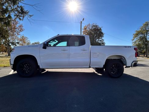 Used 2020 Chevrolet Silverado 1500 LT w/ All-Star Edition image 3